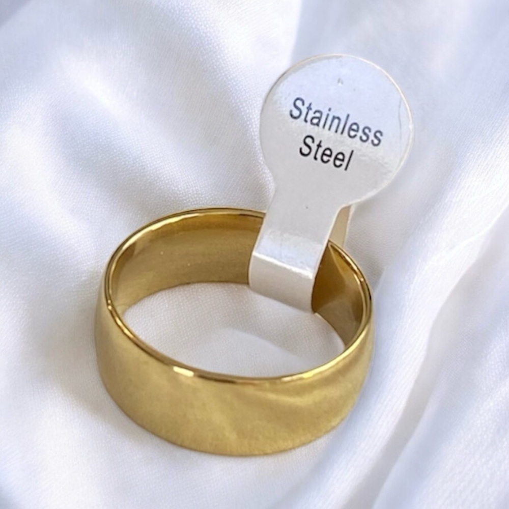 NEW 14K Gold Plated 8mm Wedding Ring Over Stainless Steel Men Women Unisex